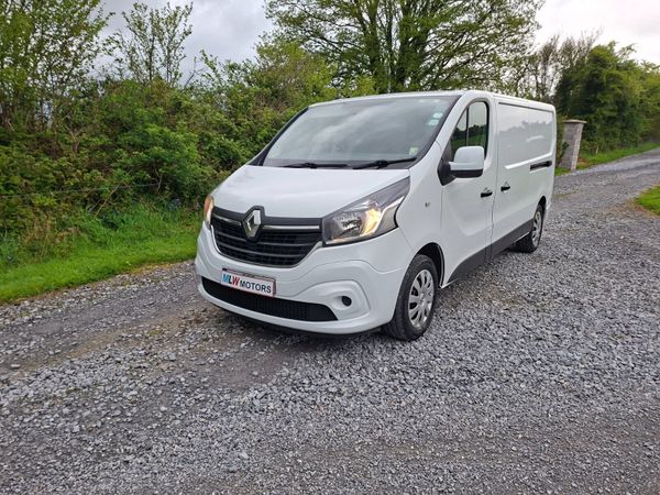 Renault Trafic 211 LWB 2.0L Excellent Condition 386551104