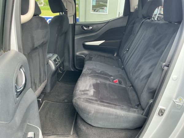 2017 NISSAN NAVARA CREW CAB 4X4 SPOTLESS 386581286