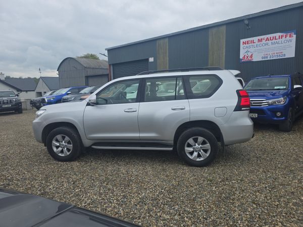 Toyota Land Cruiser LC Business Class 386667666