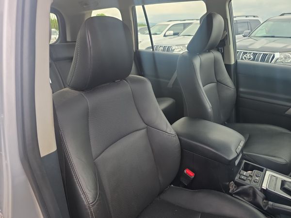 Toyota Land Cruiser LC Business Class 386667748