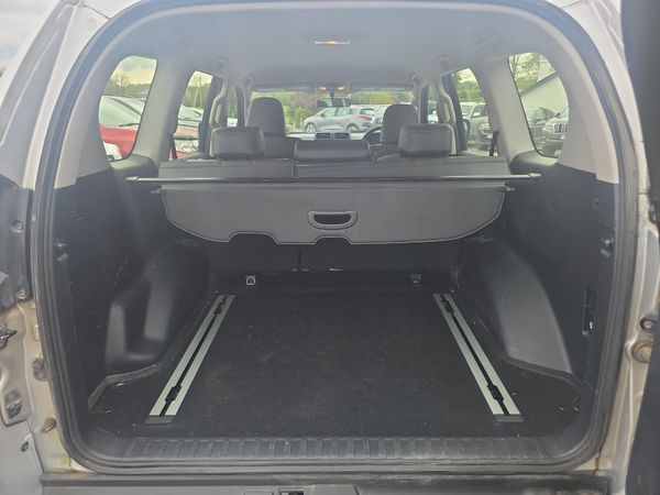 Toyota Land Cruiser LC Business Class 386667790