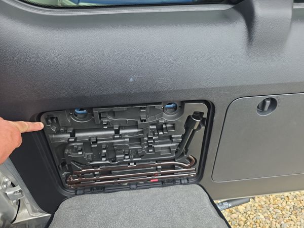 Toyota Land Cruiser LC GX LWB 386699354
