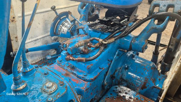 FORD 7000 2WD 386760141