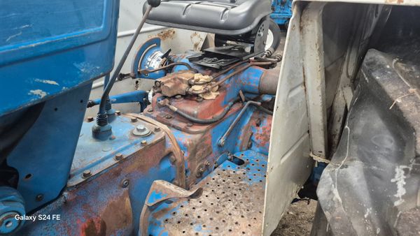 FORD 7000 2WD 386760429