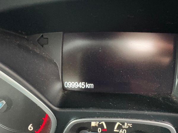 17 Ford Kuga Titanium 4 Seat Commercial 99,945 Km 386789093