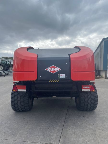 Kuhn Bio Baler 386732935