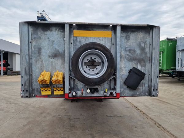 Max low ride trailer 386738602