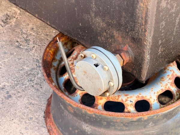 16,000 litres heavy duty steel fuel / water tank . 386841566