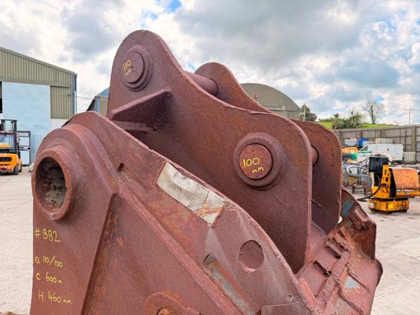 110mm / 100mm bucket to suit 50 / 60 ton machine.. 386847040