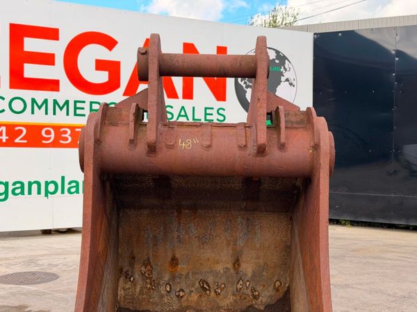 110mm / 100mm bucket to suit 50 / 60 ton machine.. 386847032