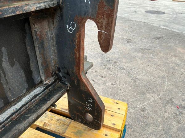 3.5 TONNE BREVINI HYDRAULIC WINCH.........1093t. 386852289