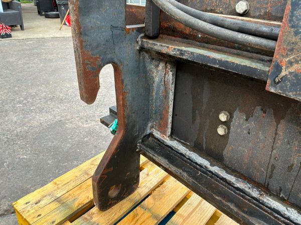 3.5 TONNE BREVINI HYDRAULIC WINCH.........1093t. 386852291