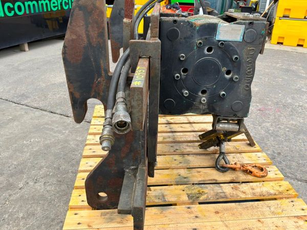 3.5 TONNE BREVINI HYDRAULIC WINCH.........1093t. 386852293