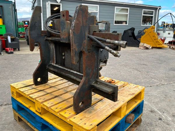 3.5 TONNE BREVINI HYDRAULIC WINCH.........1093t. 386852301