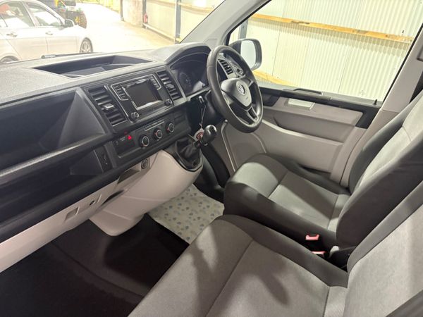 2018 Volkswagen Transporter T6 2.0 TDi 150 Bhp 386861658