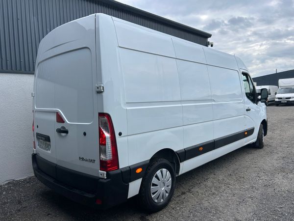 2022 Renault Master ‘ Manufactures warranty 10/27 386885585