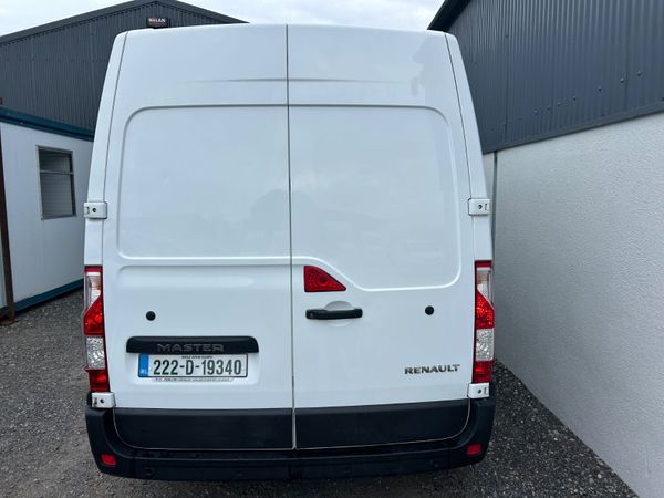 2022 Renault Master ‘ Manufactures warranty 10/27 386885587
