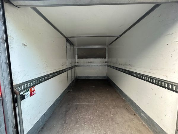2022 Man Tge Box body with tail lift - 180 Bhp 386886255
