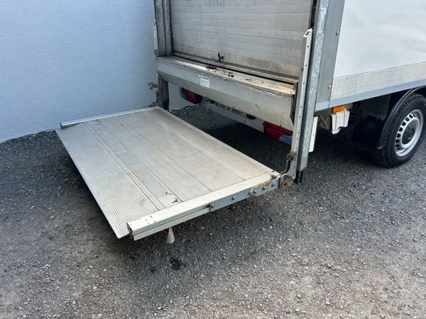 2022 Man Tge Box body with tail lift - 180 Bhp 386886237