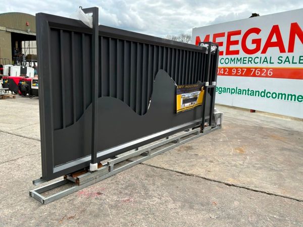 16ft REMOTE CONTROL SLIDING GATE.......1977D. 386829887