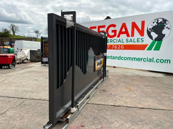 16ft REMOTE CONTROL SLIDING GATE.......1977D. 386829889