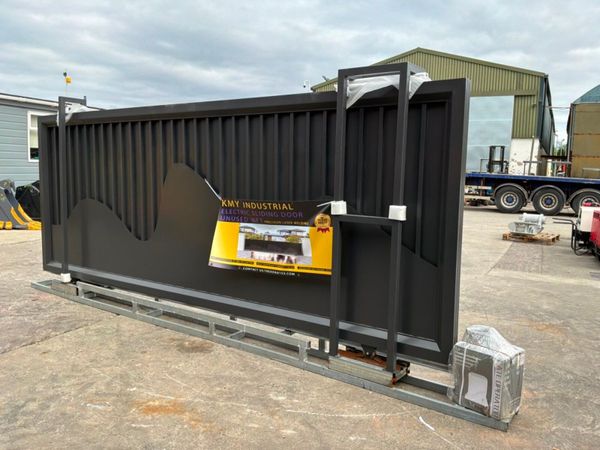 16ft REMOTE CONTROL SLIDING GATE.......1977D. 386829896