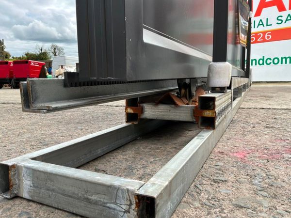 16ft REMOTE CONTROL SLIDING GATE.......1977D. 386829898