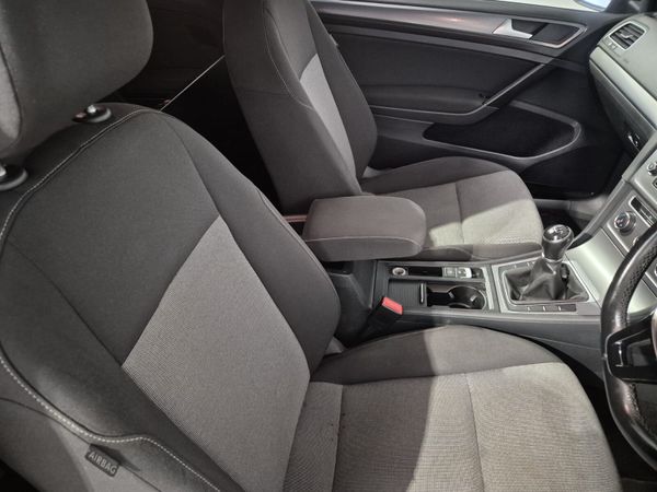 Volkswagen GolfVan 2016 386972375