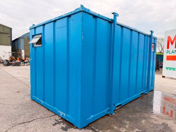 16 X 9 TOILET BLOCK UNIT ...male / female ...820p 386914392