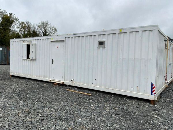40ft x 32ft MODULAR CONTAINER /  SITE OFFICE. 386914400