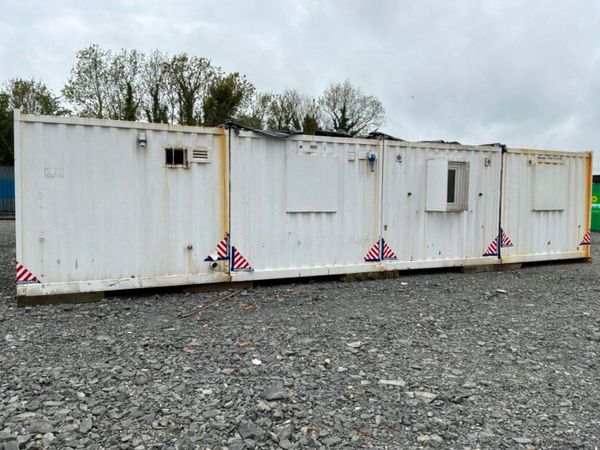 40ft x 32ft MODULAR CONTAINER /  SITE OFFICE. 386914403