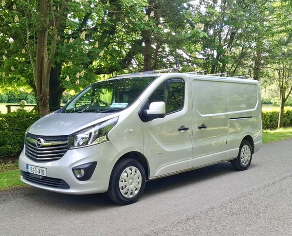 Opel Vivaro 2016 DOE 4/26 386935948