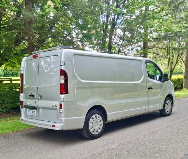 Opel Vivaro 2016 DOE 4/26 386935949
