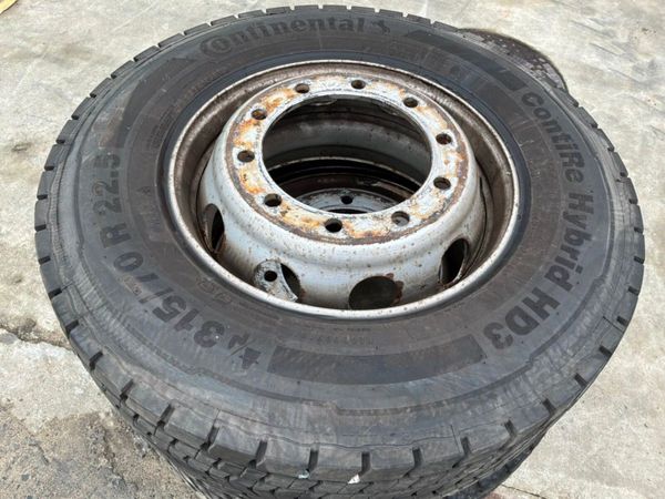 Scania R-Series 315/70/22.5 CONTINENTAL DRIVE TYRE 387044163