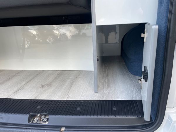 Volkswagen T5 Camper 387045335