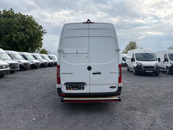 Mercedes-Benz Sprinter 387045838