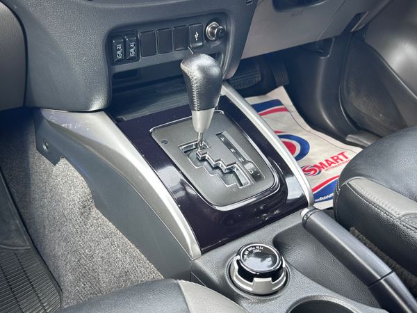 2016 Mitsubishi L200 Barbarian 387077104