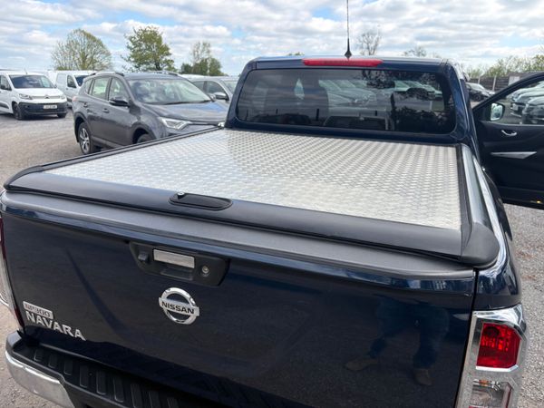 Nissan Navara Crew Cab 387087148