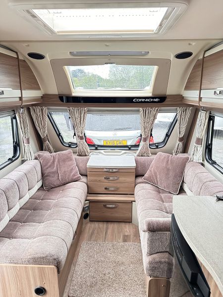 ✨STUNNING SWIFT CORNICHE 4 BERTH FIXED BED✨ 387096049