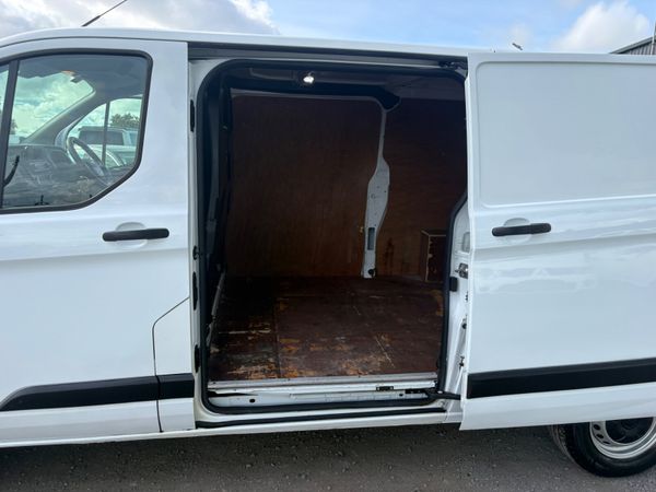 Ford Transit LWB 387010255