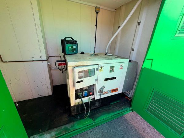 25 x 9 Welfare Unit ...10 kva generator ...1,000 h 387104956