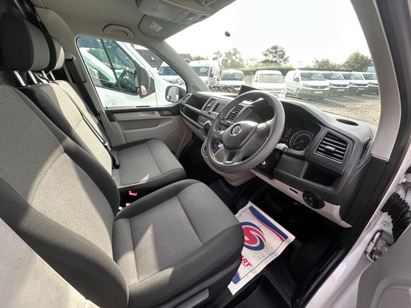 2019 Volkswagen Transporter - Automatic / 104kms 387105599