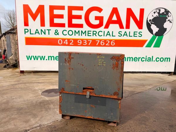 ARMORGARD lock box , tool store , job box ....1238 387118055