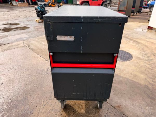 ARMORGARD Lock box tool store job box ....781 387118083