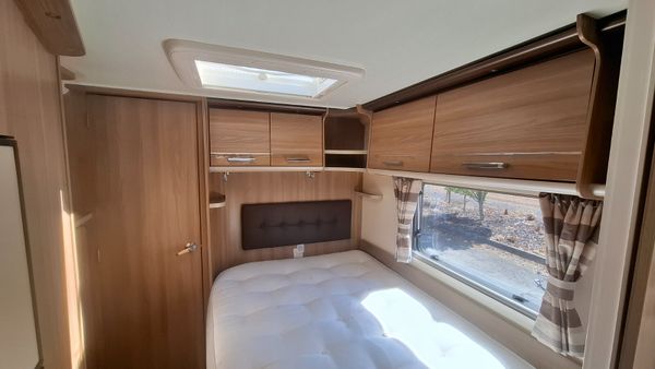 Bailey Unicorn Barcelona Fixed Bed Caravan 387124613