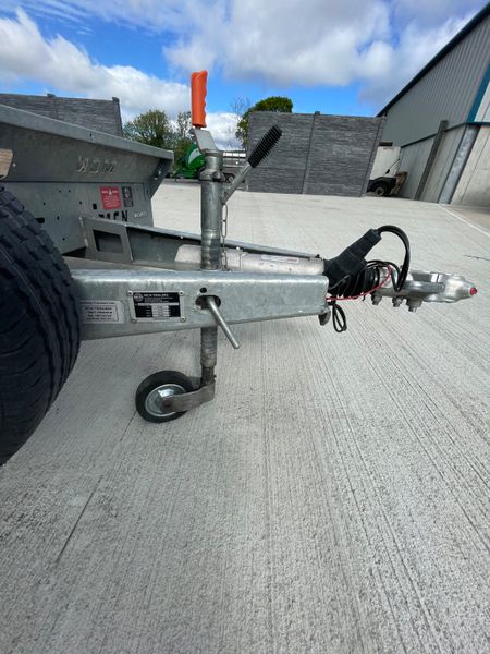 MCN 18X7 Tri Axle Trailer 387251568