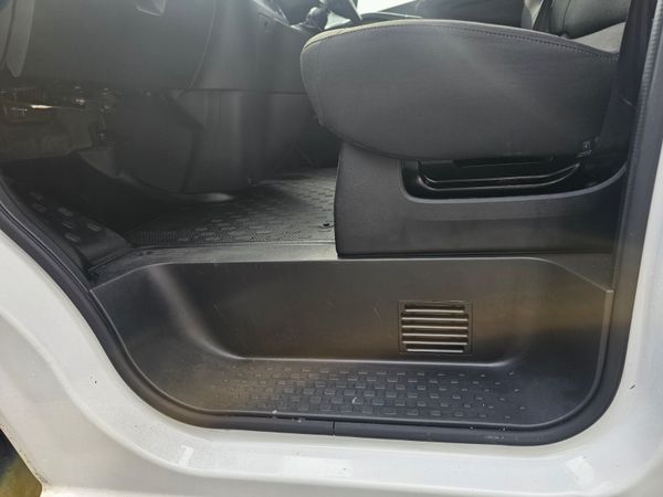 RENAULT TRAFIC HIGH ROOF // NEW DOE 387282683