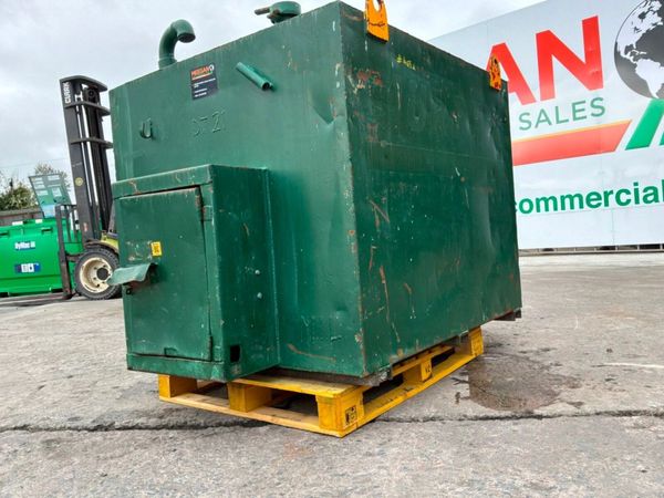 2500lts DIESEL STORAGE / DELIVERY TANK.......465d 387238721