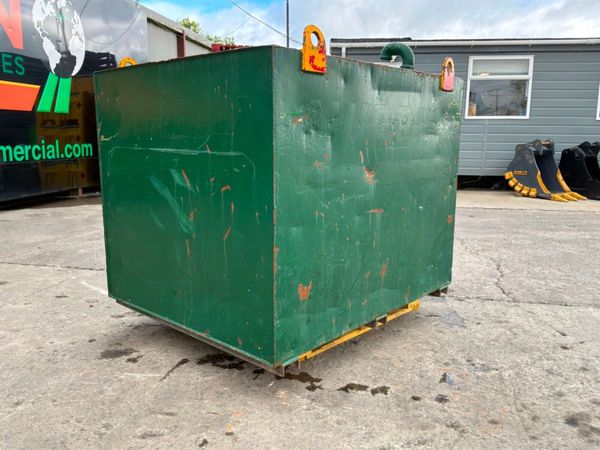 2500lts DIESEL STORAGE / DELIVERY TANK.......465d 387238722