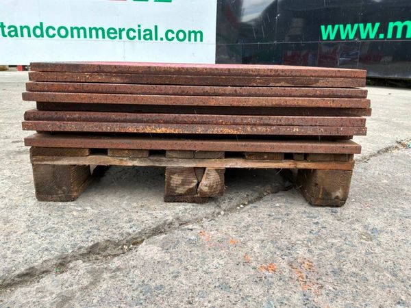 1000mt x 800mm x 20mm ROAD PLATES..........3748. 387350809